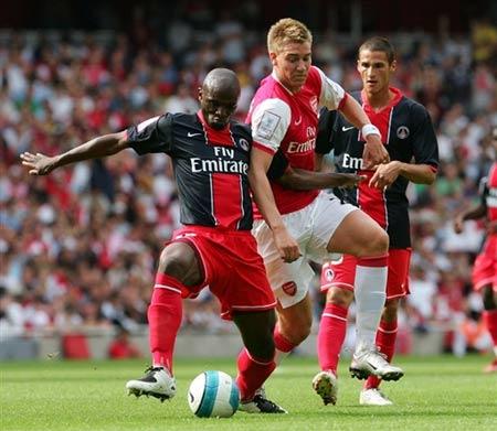 杜锋合同到期，三大选择待定，广东非优先，娇妻意见或成决定因素.